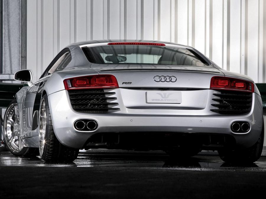  Audi R8 by Wheelsandmore 2009 года  (фото 3 из 16)